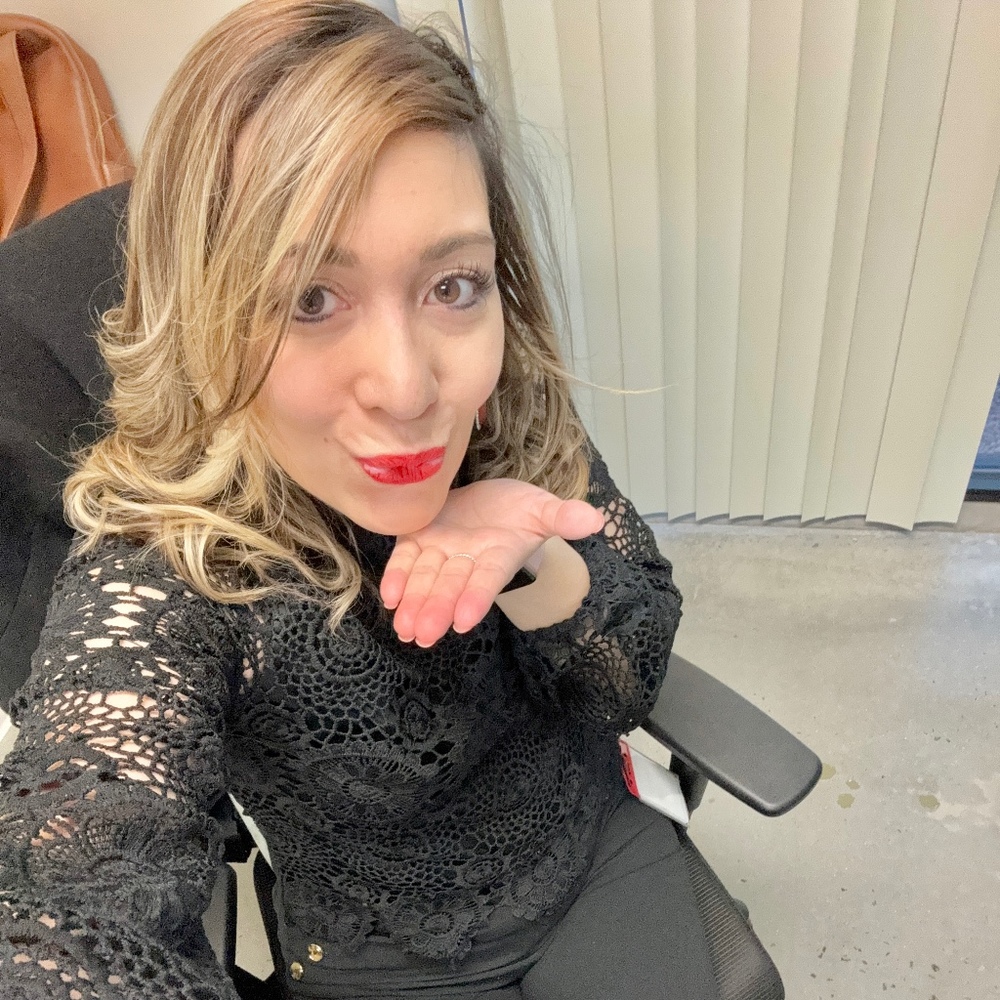Meet your Posher, Maria
